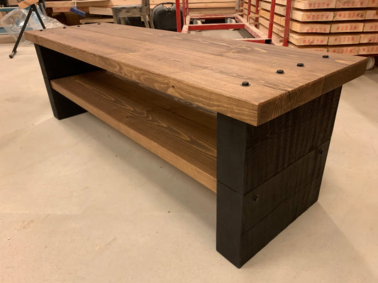 Tukki TV stand