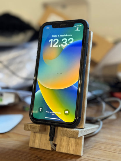 Luuri smartphone stand